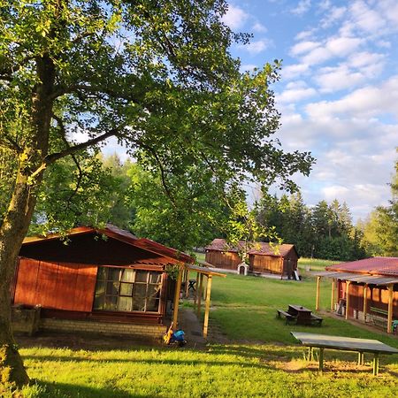 Lesni Chaty "Hogo Fogo" Kytlice Bagian luar foto